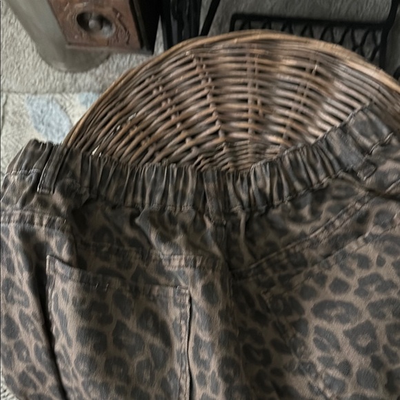 Leopard Print Women’s Wide Leg Pants - Picture 2 of 2